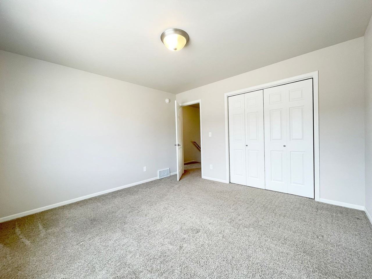 Woodside Townhomes - Photo 3 of 16