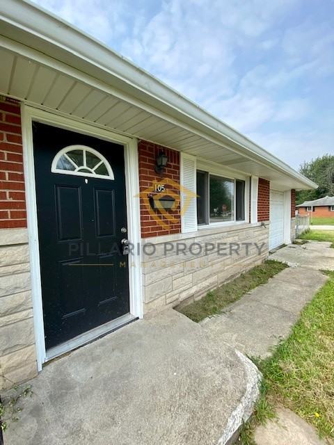 105 Grovewood Dr - Photo 2 of 11