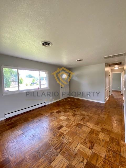 105 Grovewood Dr - Photo 3 of 11