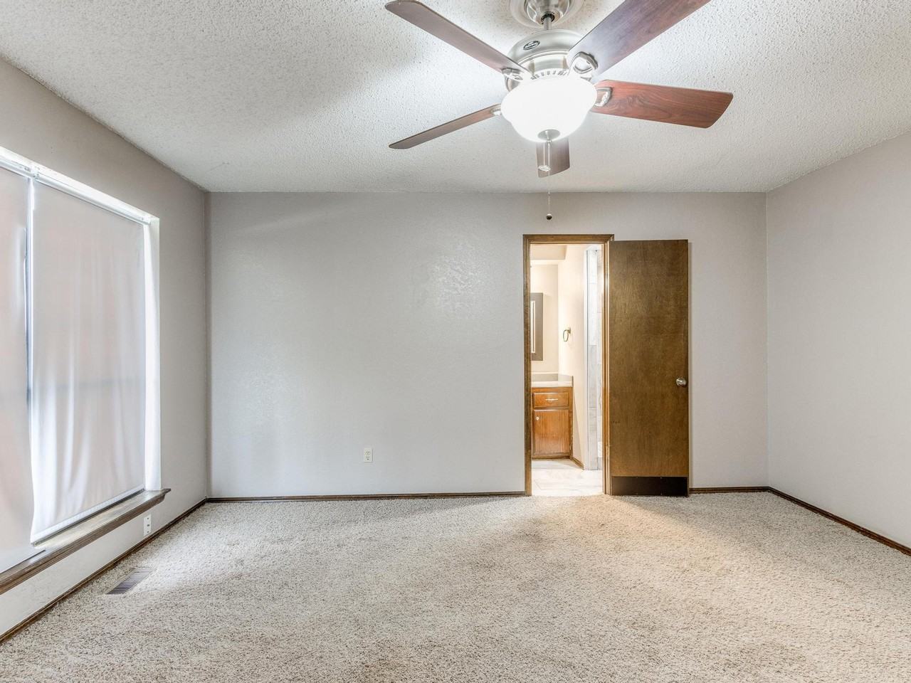 6804 Elk Canyon Rd #1 - Photo 3 of 12