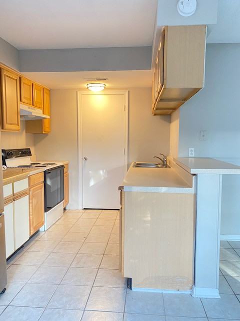 1321 Ruddy Oak Ct #1 - Photo 5 of 17