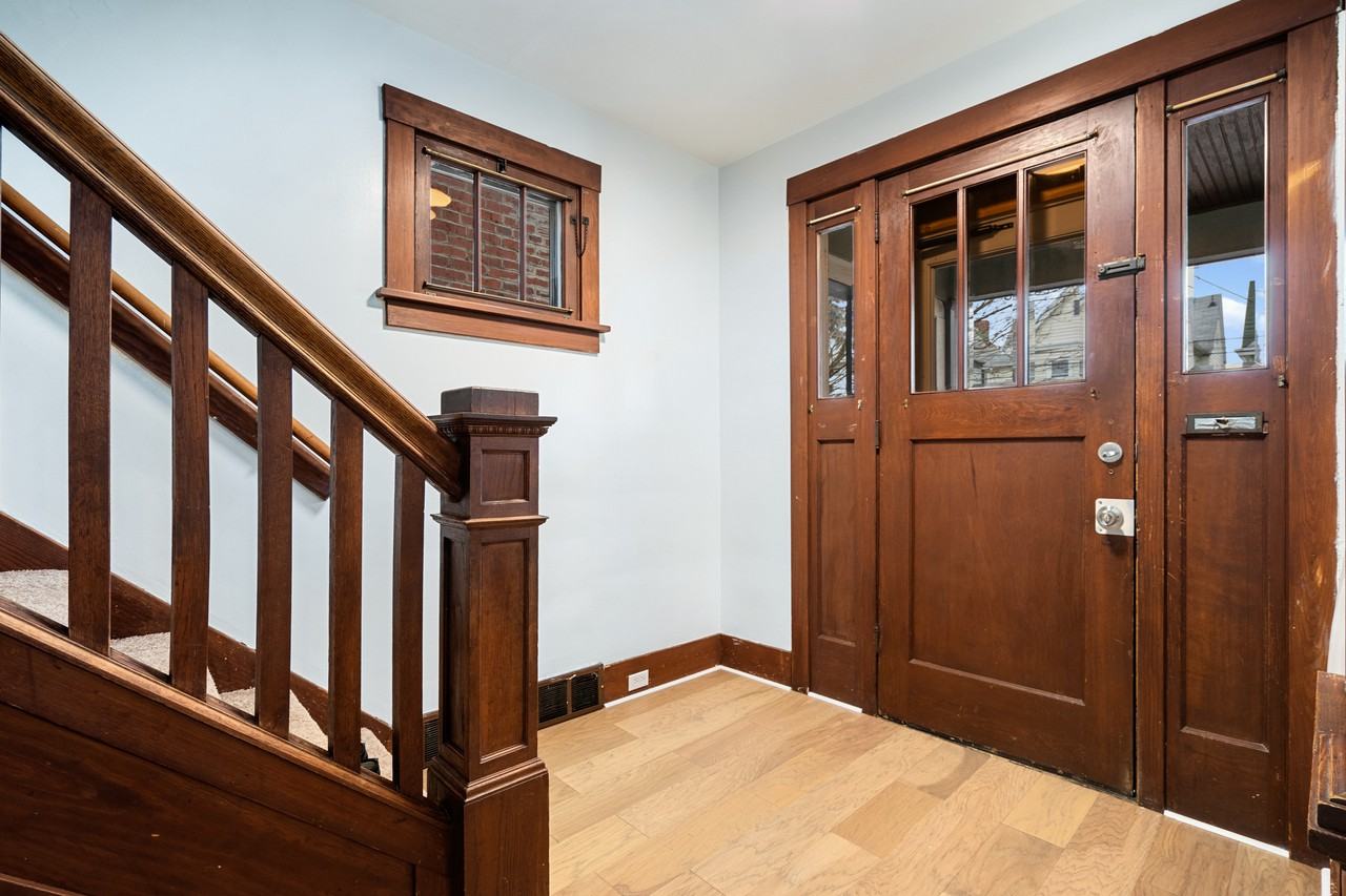 1406 Hamilton St #1 - Photo 3 of 31