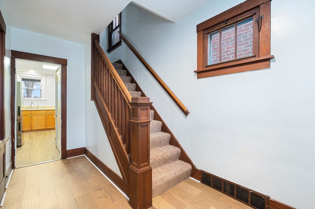 1406 Hamilton St #1 - Photo 4 of 31