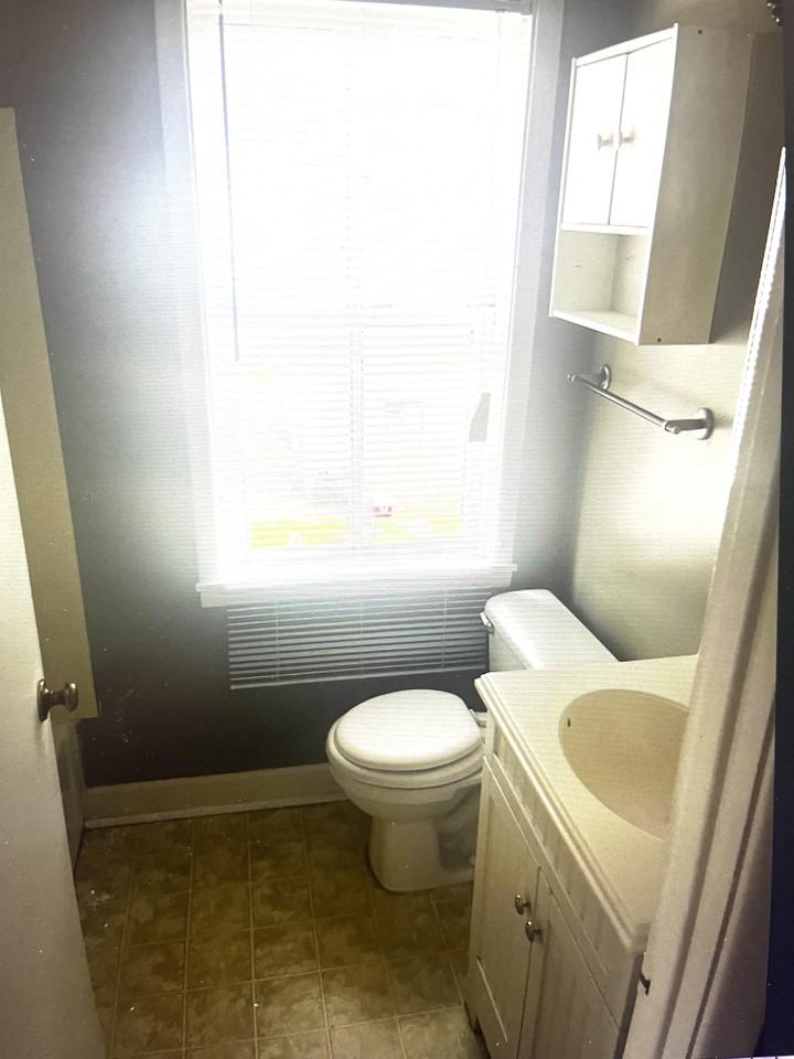 808 4th Ave 2nd Fl #8102nd - Photo 5 of 6