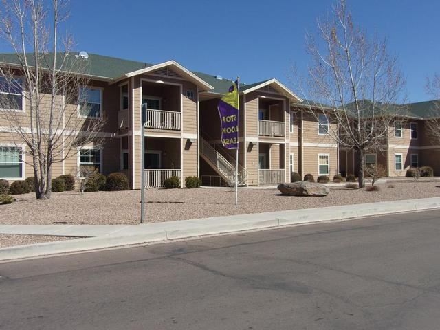 200 W Cooley St - Photo 2 of 11