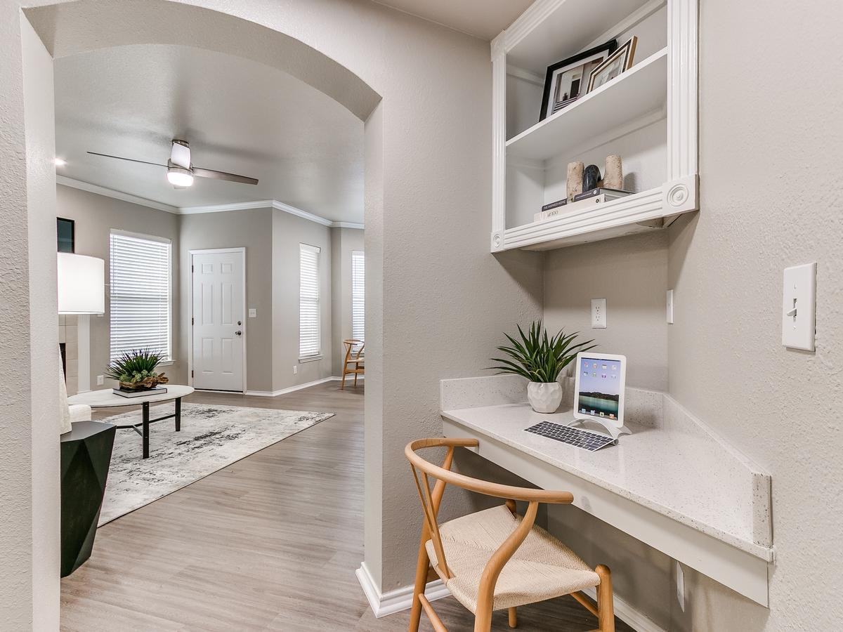 8110 S 107th East Ave - Photo 7 of 27