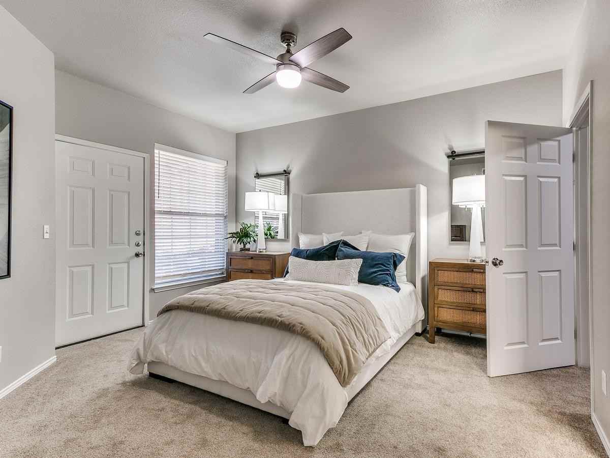 8110 S 107th East Ave - Photo 2 of 27