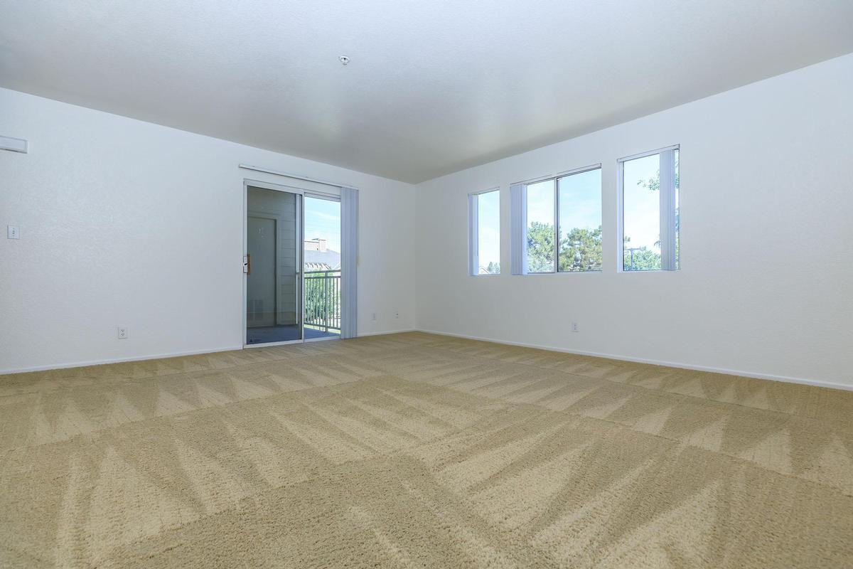 8200 North Laurelglen Boulevard - Photo 4 of 12