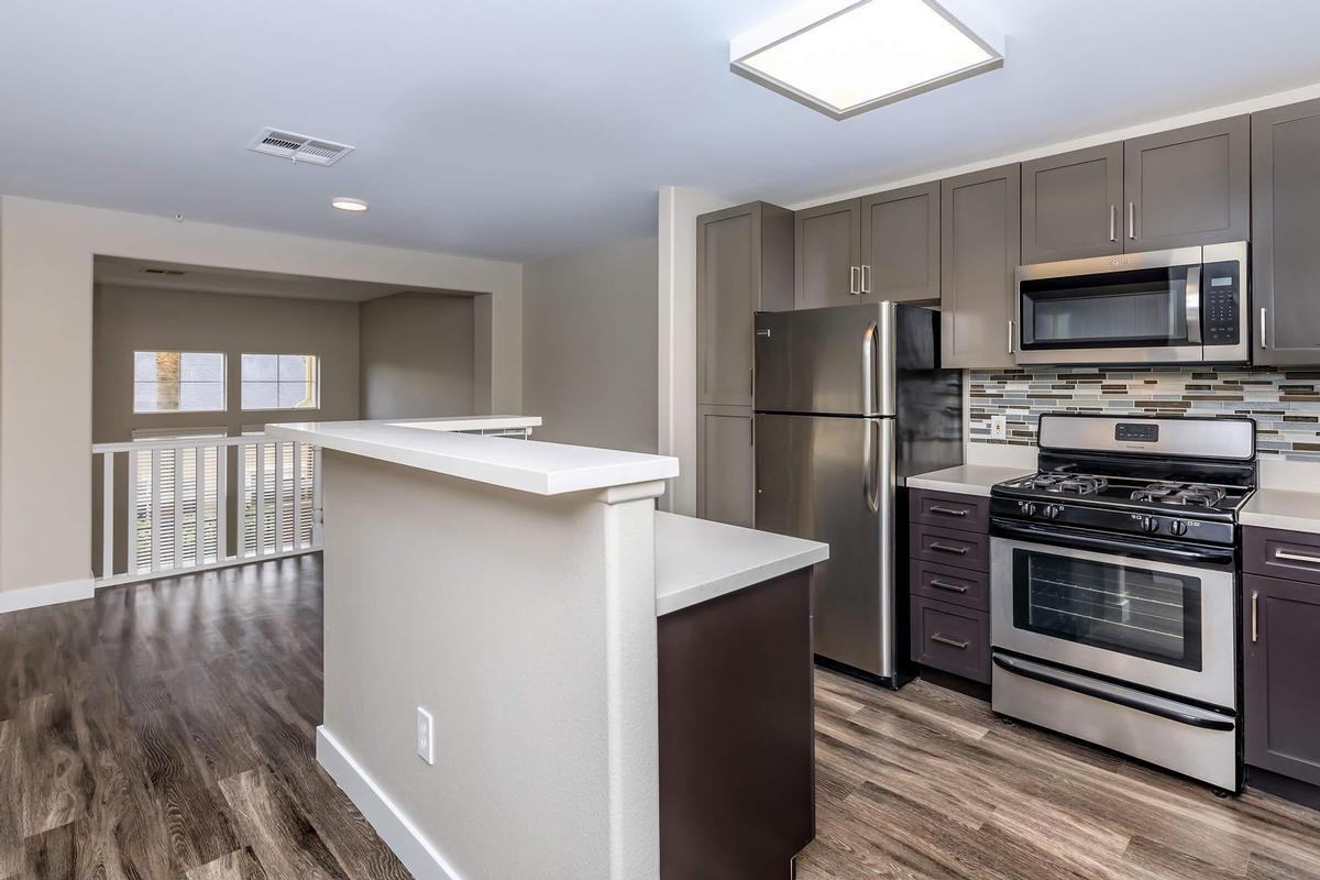 21041 Osterman Rd - Photo 4 of 18