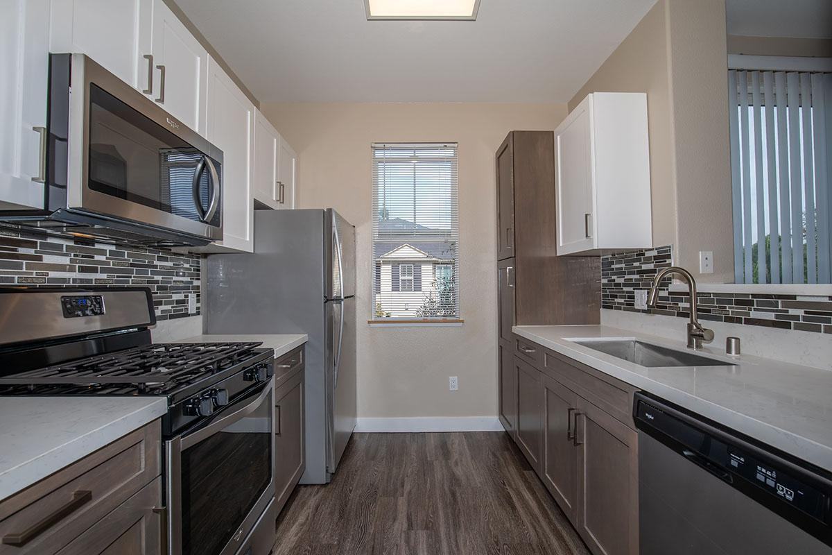 21041 Osterman Road - Photo 3 of 14