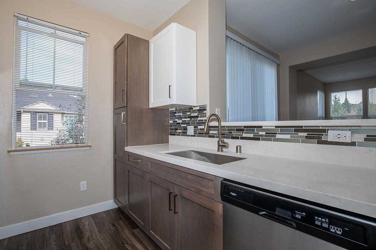 21041 Osterman Road - Photo 5 of 14