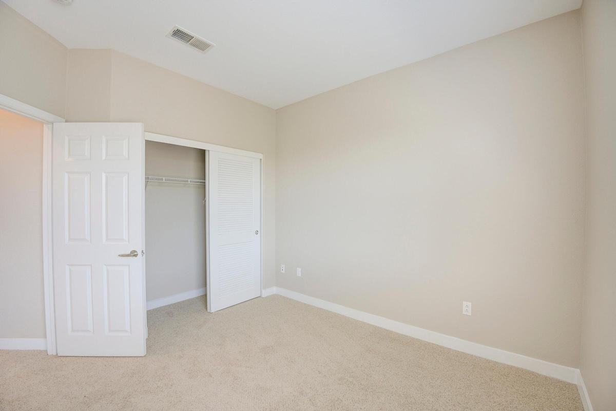 21041 Osterman Road - Photo 6 of 12
