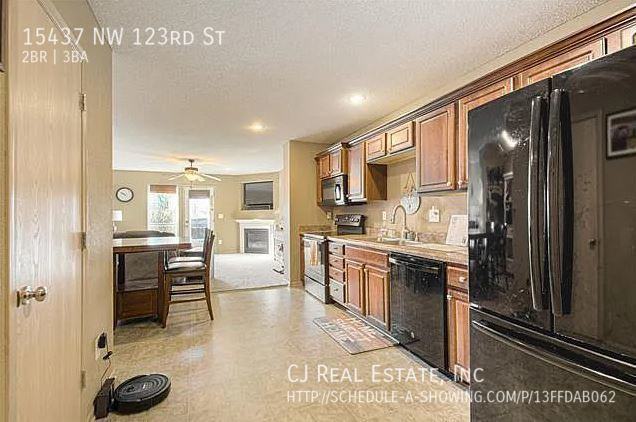 15437 Nw 123rd St - Photo 2 of 9