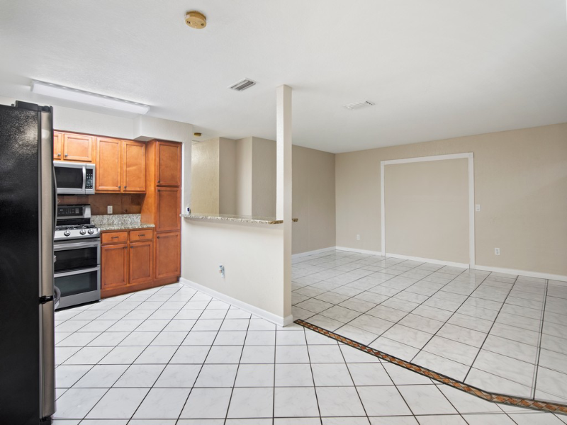 1219 South 10th Street - Photo 4 of 13