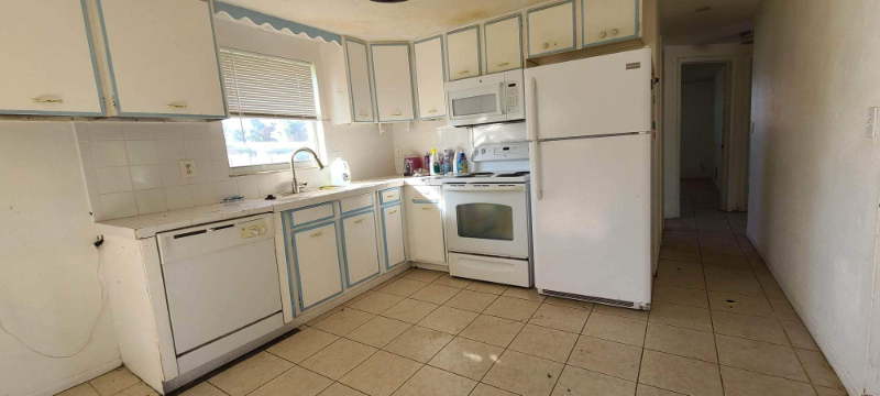 8289 Pelican Rd - Photo 2 of 14