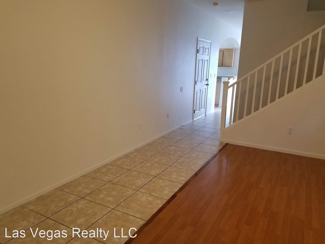 8229 Laredo St - Photo 3 of 24