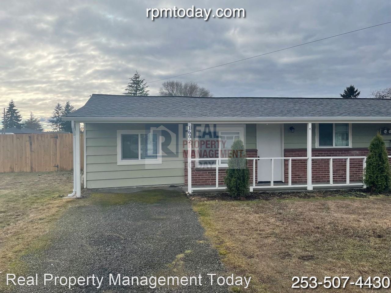 1602 / 1604 120th St S Apartments in Parkland, Parkland, WA 98444