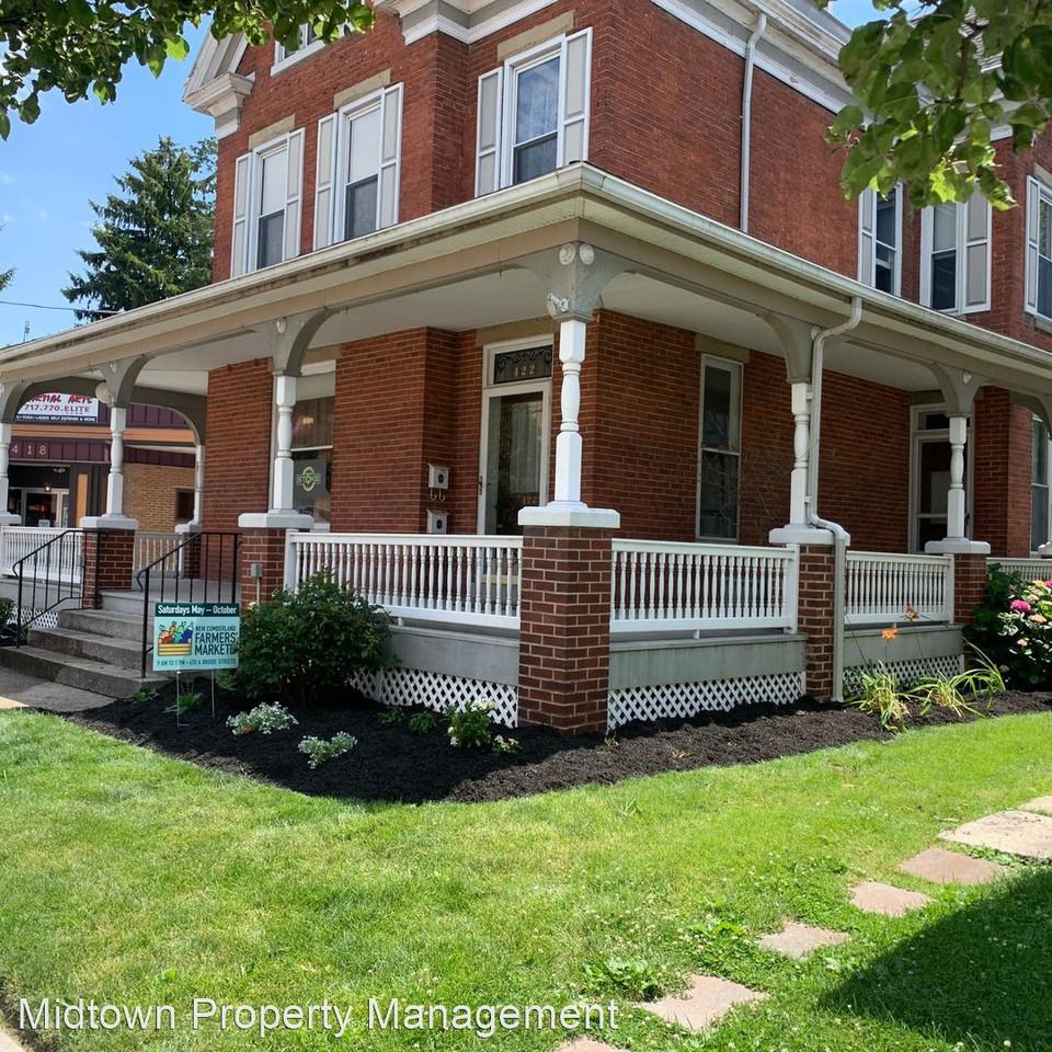 422 Bridge St - Photo 2 of 15
