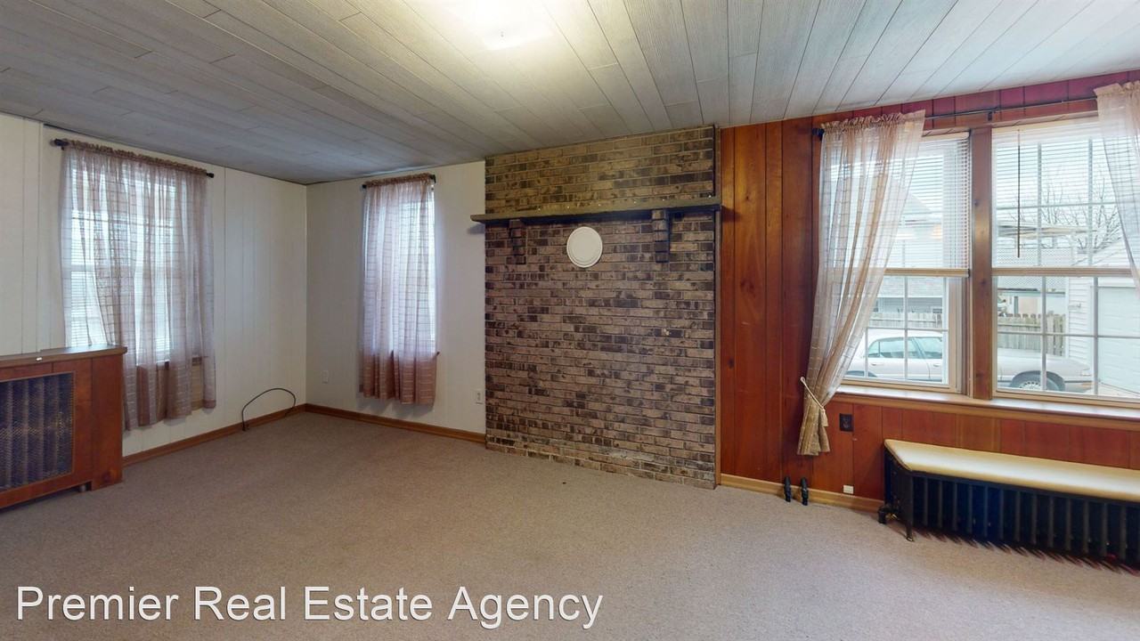 311 Church St - Photo 3 of 10