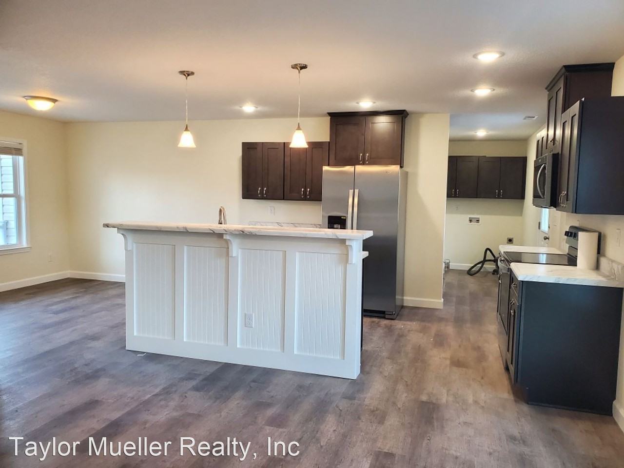 107 W Adelaide Ct - Photo 3 of 16