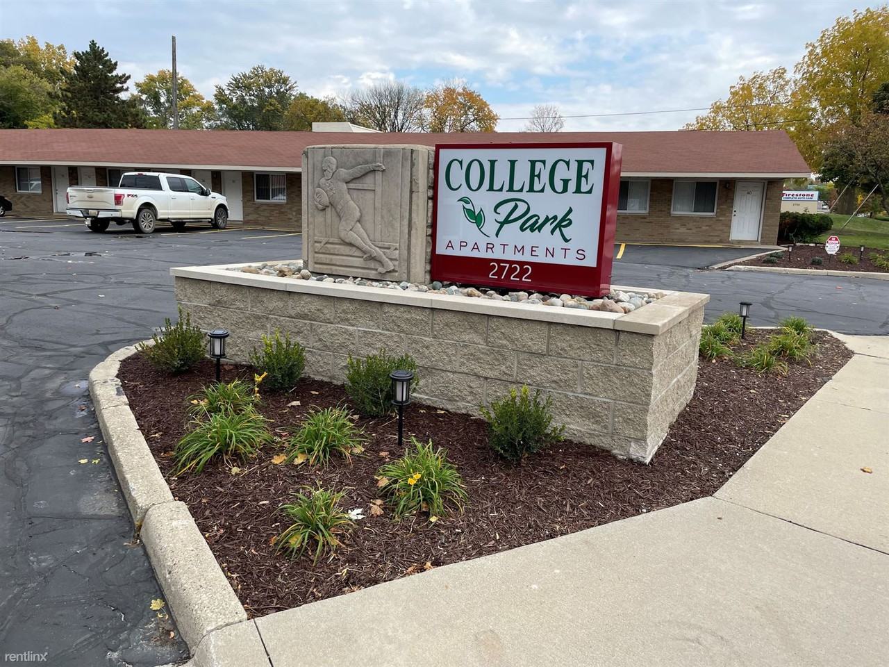 College Park Apartments - Photo 2 of 7
