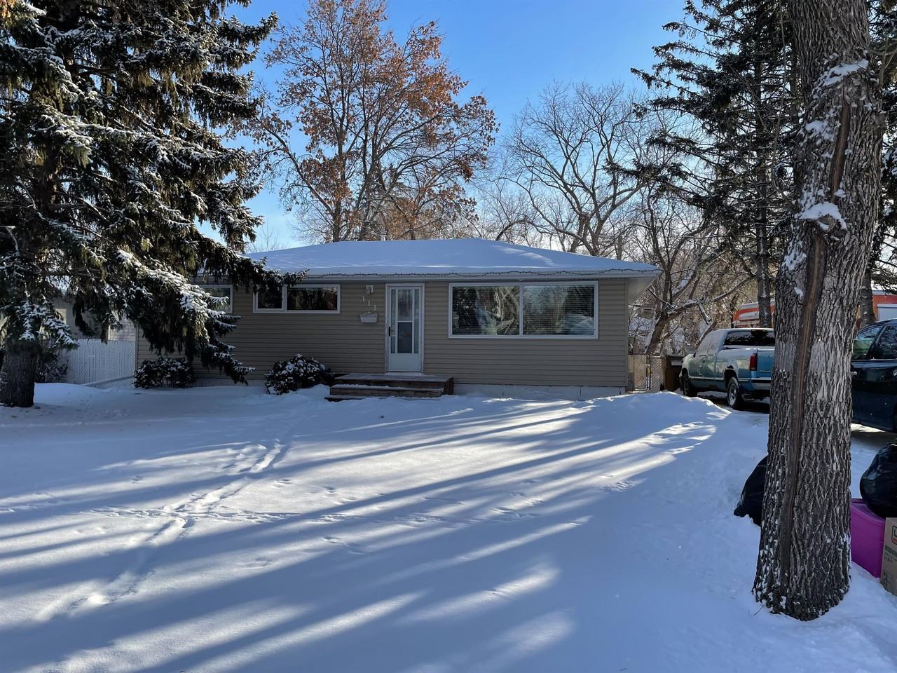 113 Logan Cres Apartments in Whitmore Park, Regina, SK S4S 5P7 Zumper