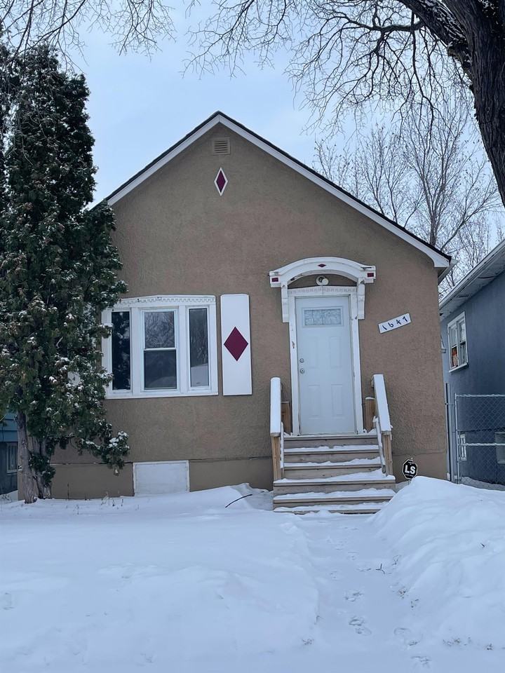 1647 Toronto St, Regina, SK S4P 1M3 1 Bedroom Apartment for 825/month