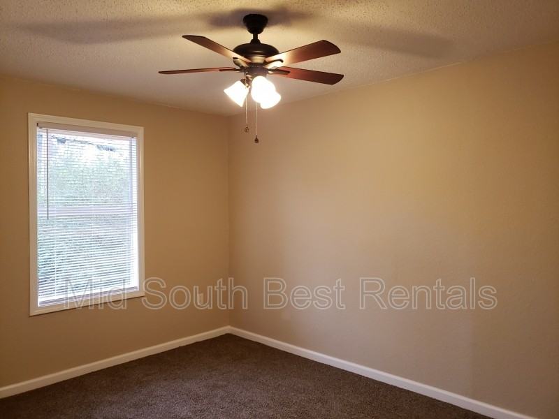 26 Hiland Pl #B - Photo 5 of 6