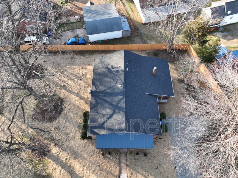 306 S First St - Photo 4 of 20