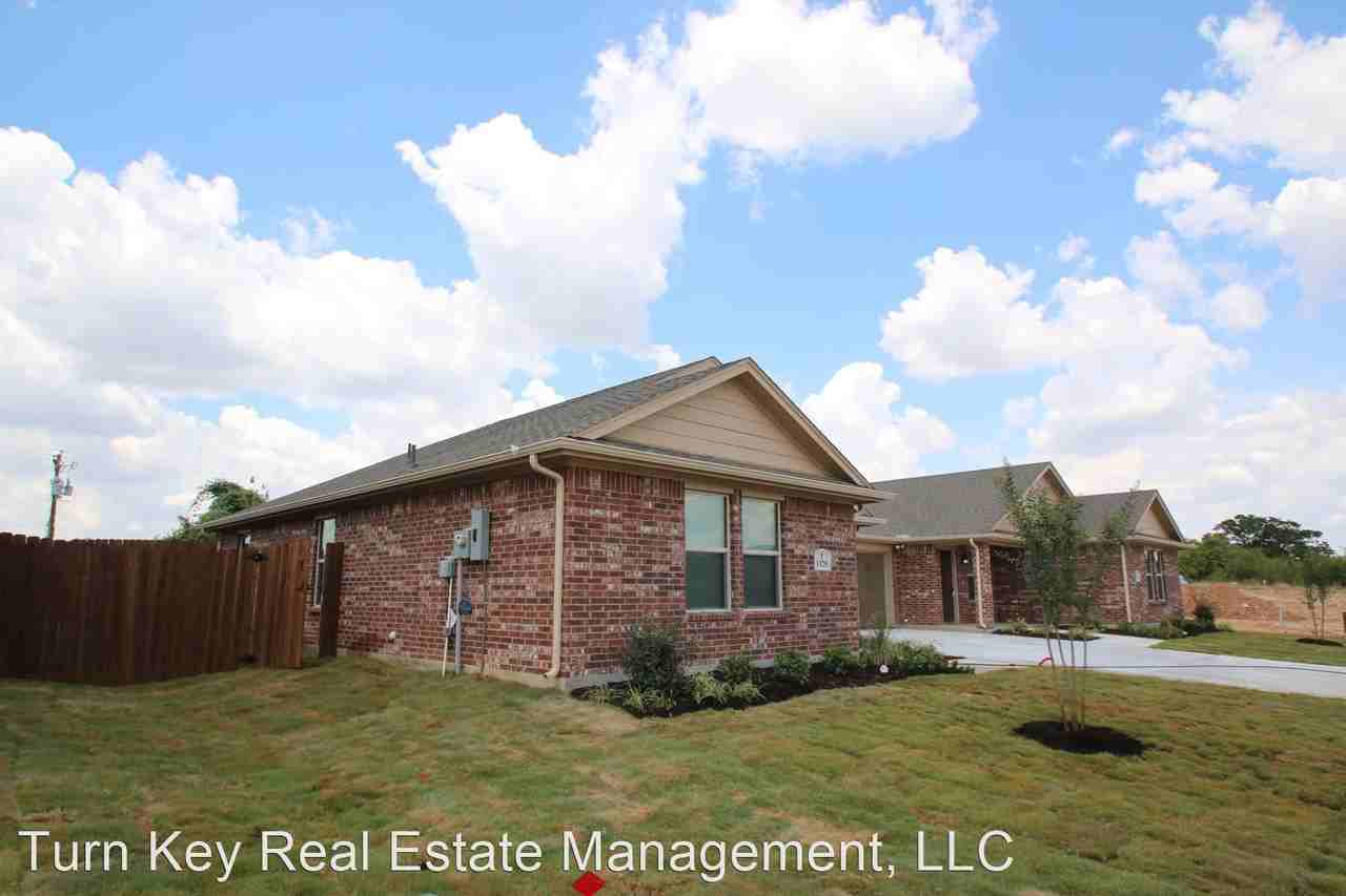 1325-1329 White Sand Dr. - Photo 3 of 21