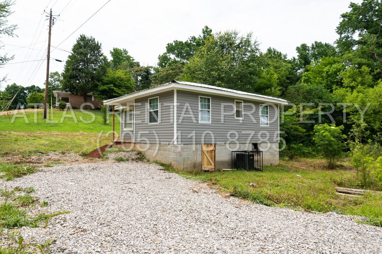 1488 Self Creek Rd - Photo 2 of 23