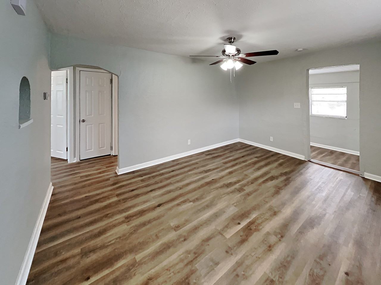 2040 Union St S - Photo 2 of 16