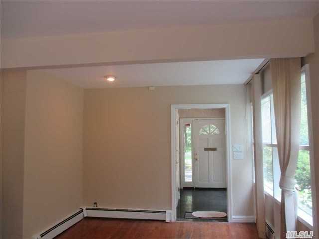 32 Locust Ln - Photo 3 of 9