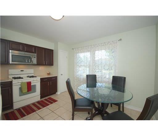4 Tiger Lilly Ct - Photo 3 of 22