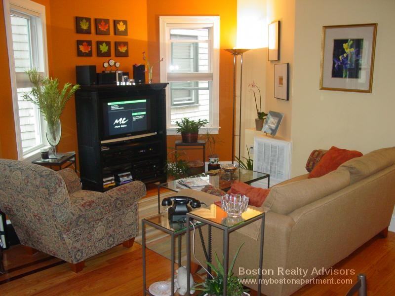 188 Boston St - Photo 2 of 14