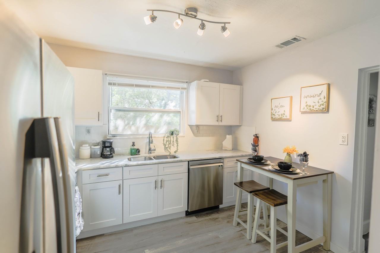 E Waters Ave - Photo 4 of 16