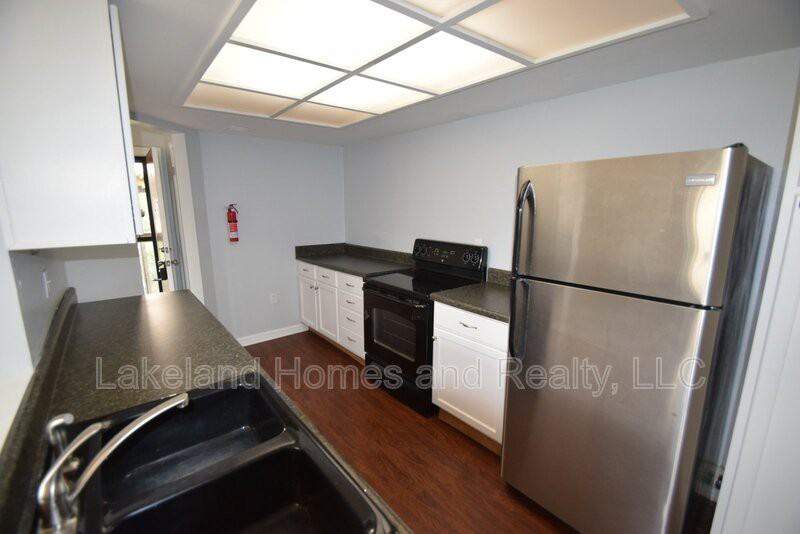 2025 Sylvester Rd #N308 - Photo 5 of 10