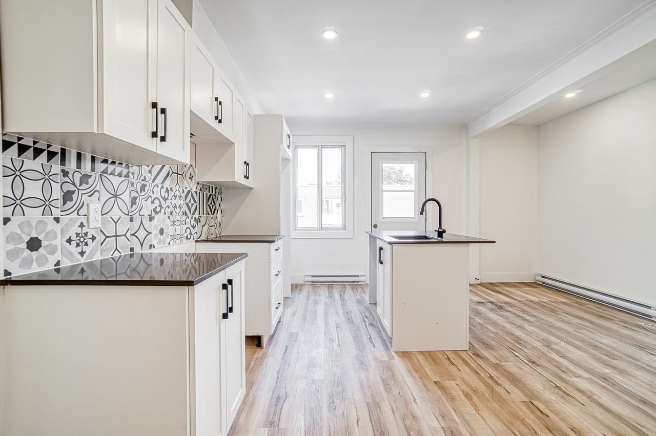 Randall - West Hill - Photo 2 of 13