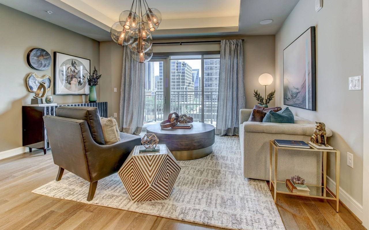 The Christopher - Photo 3 of 21