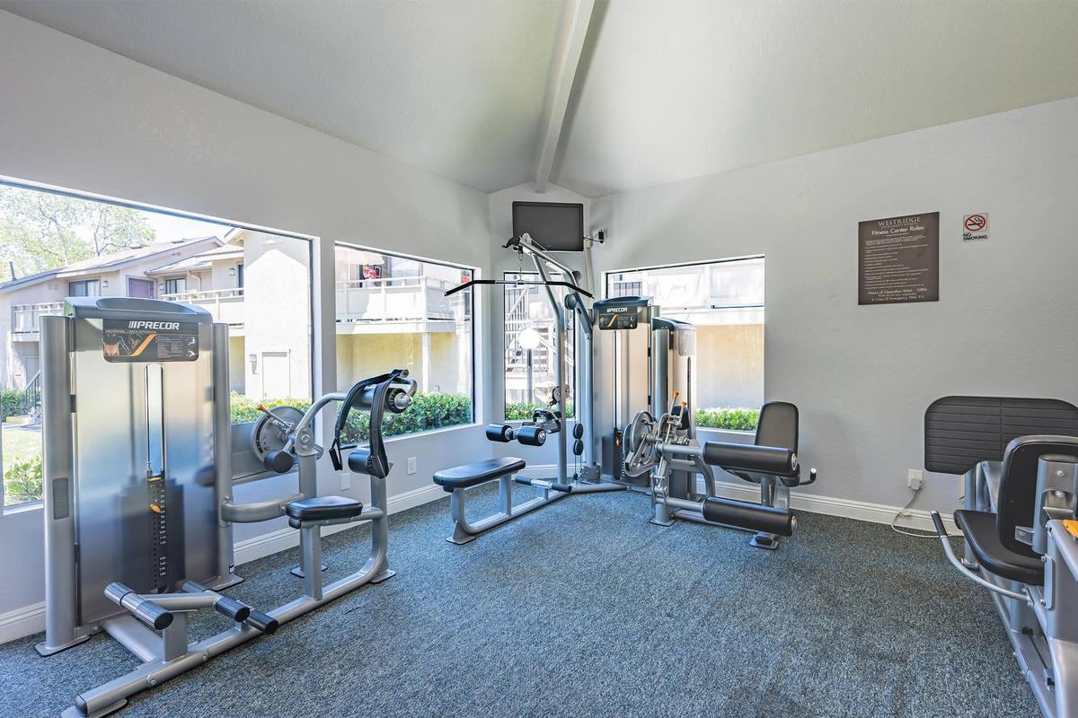 26571 Normandale Dr - Photo 4 of 9