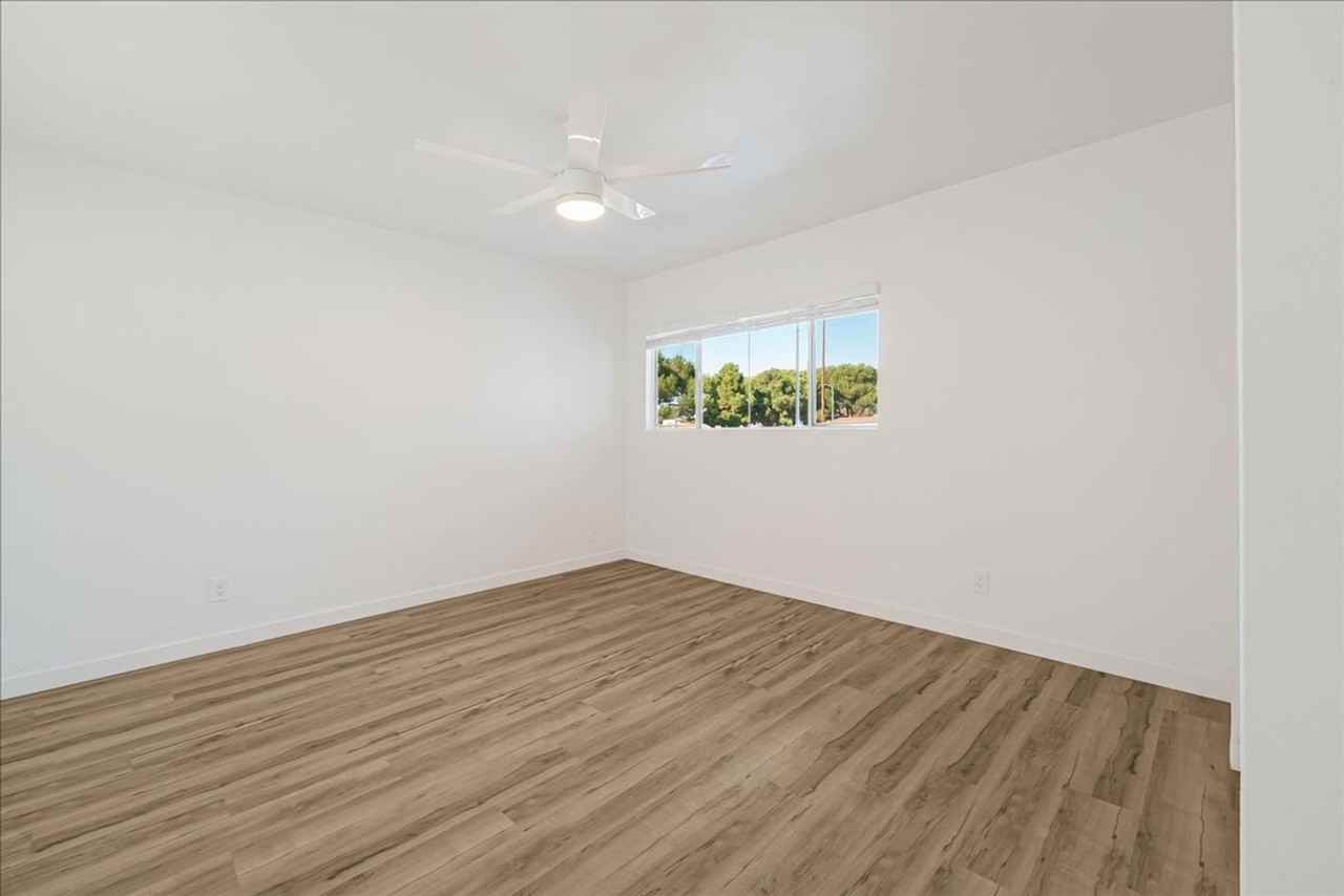 13406 S Vermont Ave #06 - Photo 7 of 16