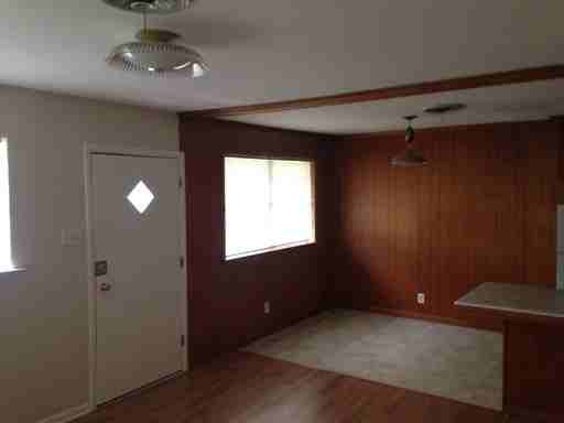 104 W Denton St - Photo 2 of 16