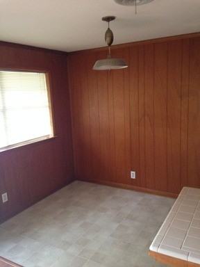 104 W Denton St - Photo 3 of 16