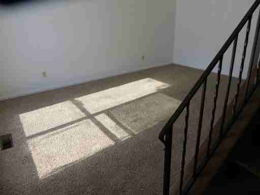 969 Taylorsview Dr - Photo 3 of 7