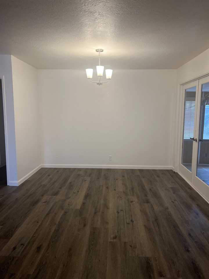 3001 Portsmouth Dr #1 - Photo 3 of 8