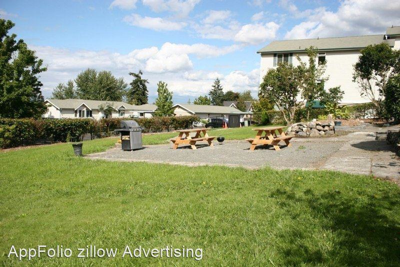 2825 S Delin St./2909 Fawcett Ave. - Photo 3 of 21