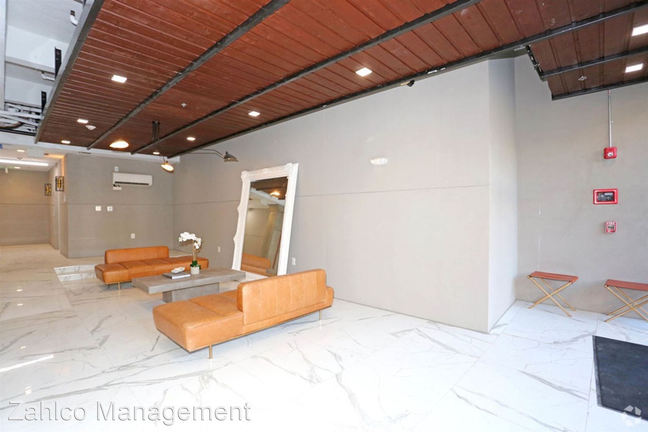 824 N Calvert St - Photo 2 of 50