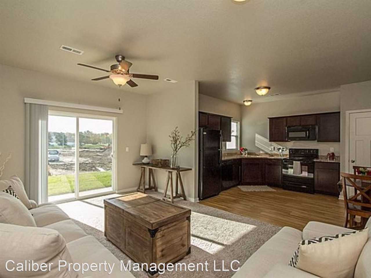 SW Twin Gates Drive - Photo 2 of 4