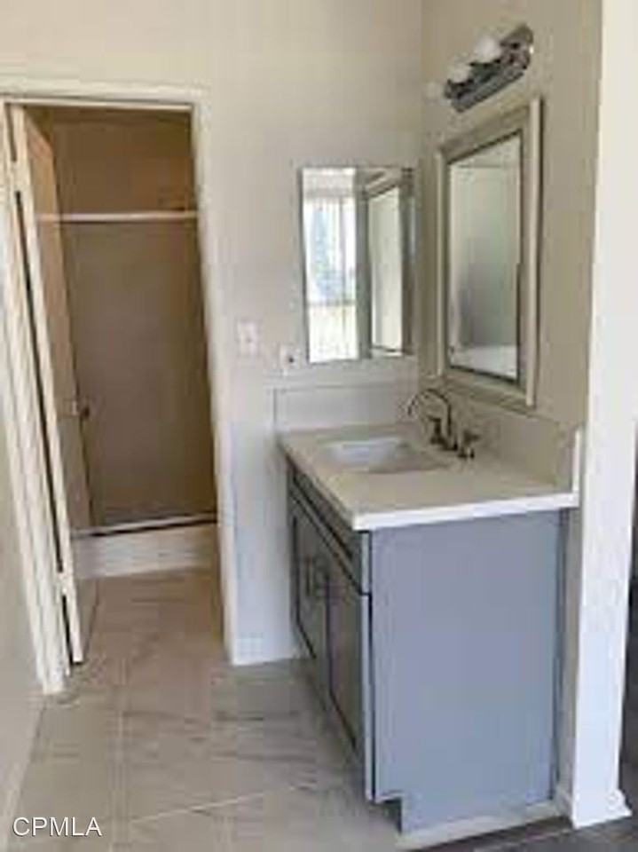 Corinthian Apartments - Photo 2 of 7