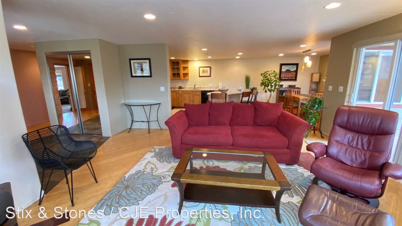 126 Becket Ln - Photo 2 of 26